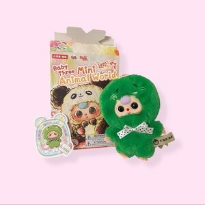 Baby Three Mini Animal World Loop